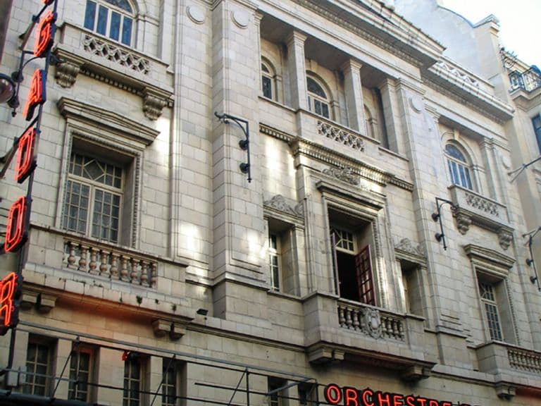 Théâtre Mogador — 2